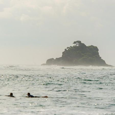Ram'S Surfing Beach,Midigama Exterior photo